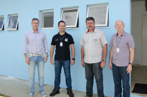 O diretor da Cadeia Pública, Bruno José Propst, o vice-diretor, Rodrigo Furman, o coordenador do Pegaí, Idomar Augusto Cerutti e o diretor do Ceebja Professor Odair Pasqualini – responsável pelas escolas da Penitenciária e Cadeia, Marcos Otávio